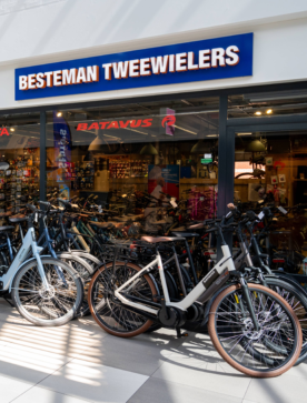 De foto van de winkel Besteman Tweewielers in Winkelcentrum Goverwelle