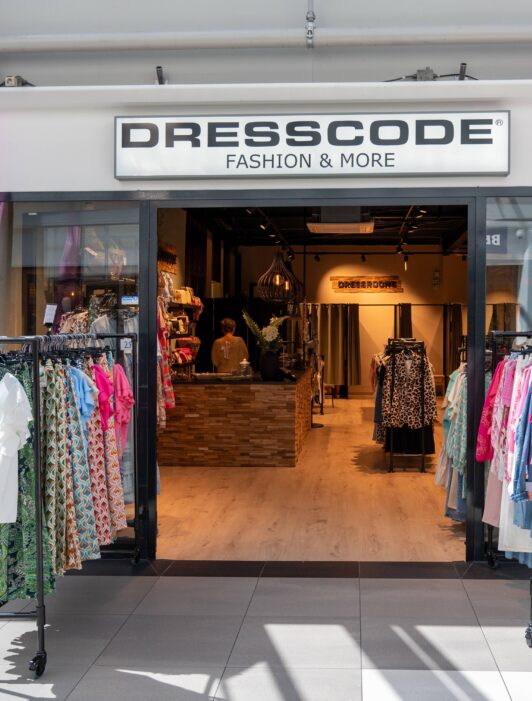 Bekijk deze afbeelding van Dresscode op Winkelcentrum Goverwelle