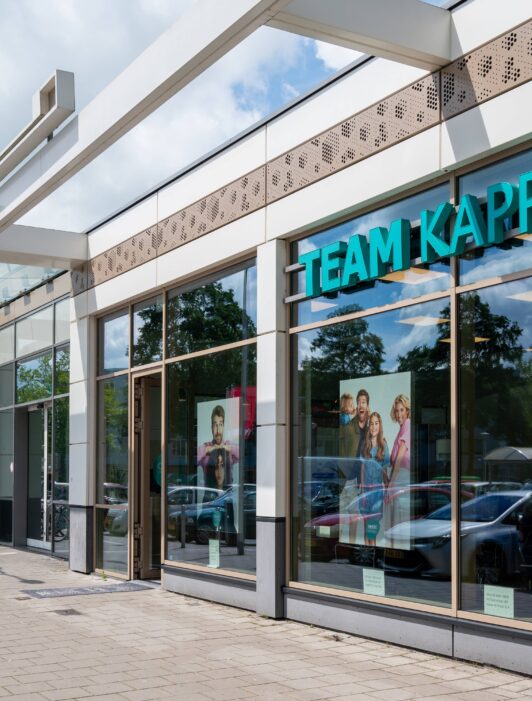 Bekijk deze afbeelding van Team Kappers op Winkelcentrum Goverwelle